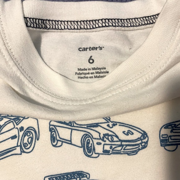 Boys size 6 Carter’s brand graphic design tee. - Picture 2 of 4